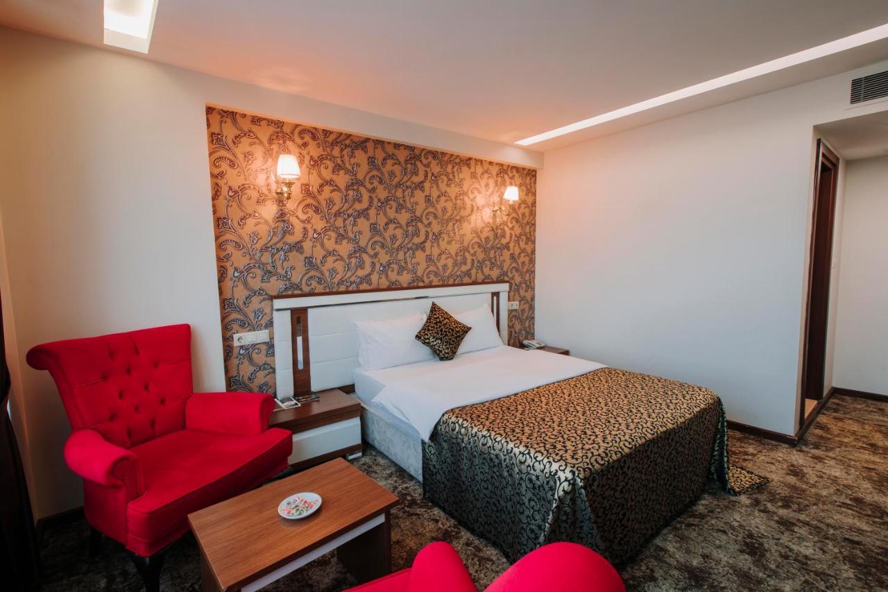 Ts Gold Otel Trebizonda Exterior foto